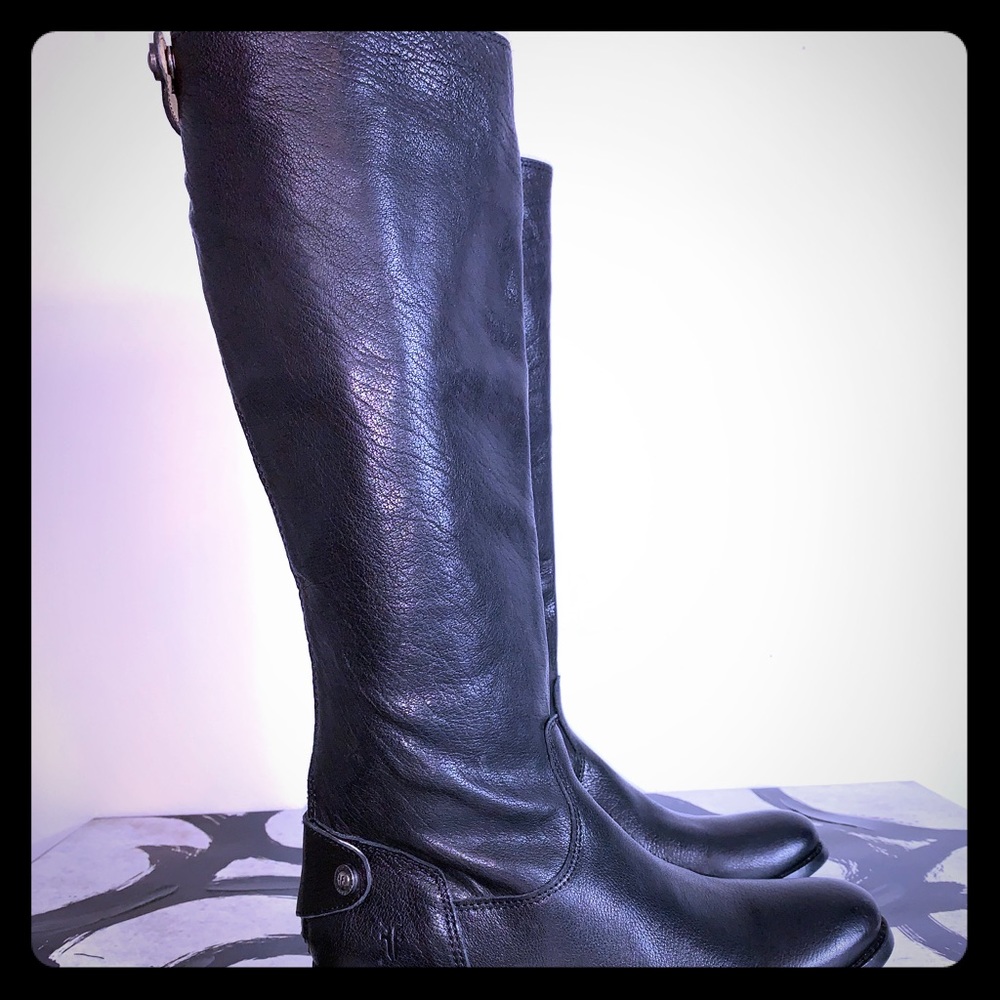 Frye Melissa Button Back Zip Black - Size 6